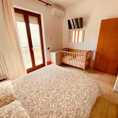 Lucky'S House Apartment Ноикатаро Екстериор снимка